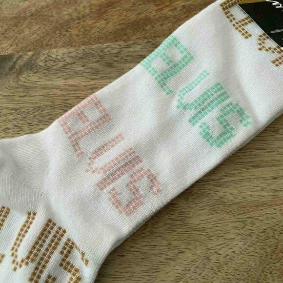 NEW Adult Elvis Presley Socks - Picture 2 of 3